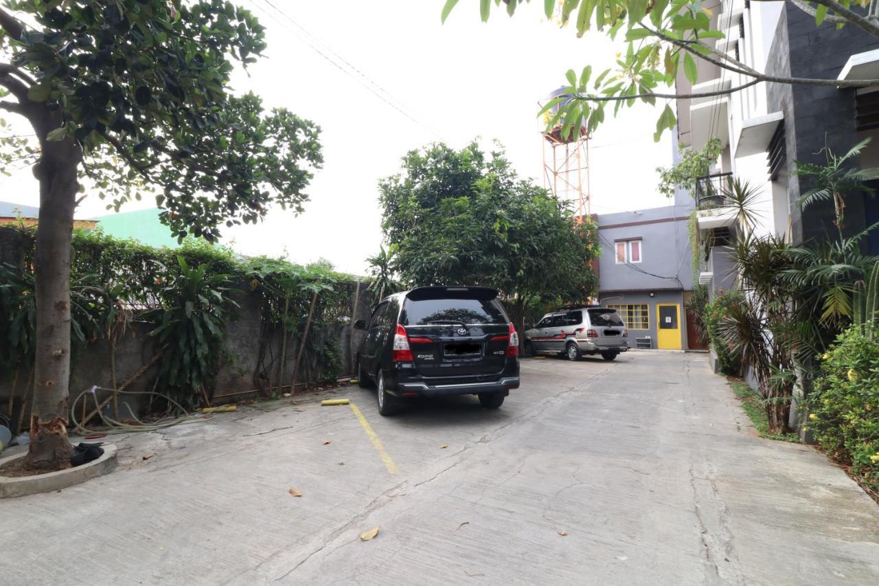 Bedur Homestay Syariah Bekasi Exterior foto